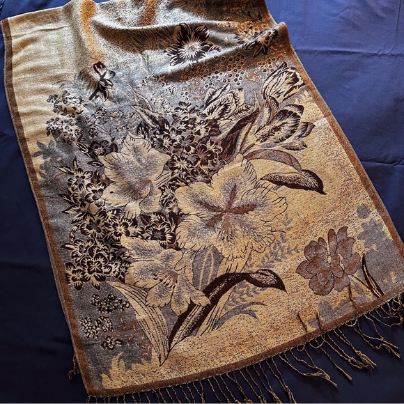 Elegant Black and Gold Floral Scarf/Wrap - Picture 3 of 7